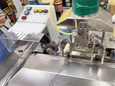Fully automatic wire terminal crimping machine used in cable assembly production