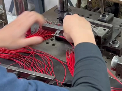 overmolding-cable-assembly-process