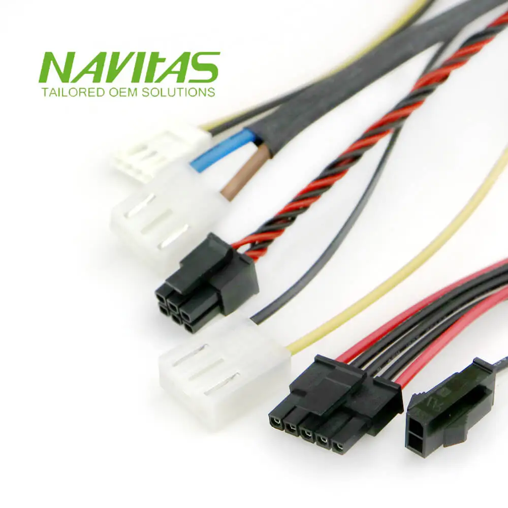 Power cable assembly for safe power connection and equipment power distribution